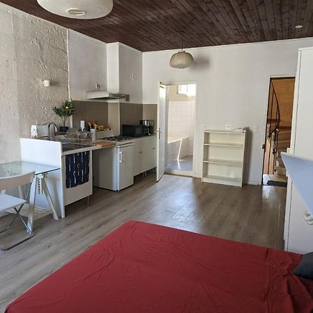 Hypercentre, Place Pie, Residence Amphoux Charmants Appartements Ou Studio Proche De La Gare Parkings Et Palais Des Papes 亞維農 外观 照片