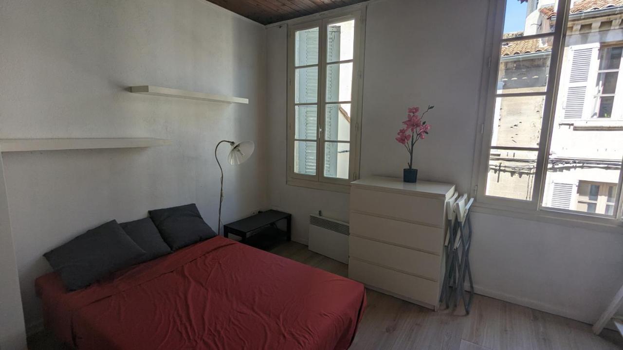 Hypercentre, Place Pie, Residence Amphoux Charmants Appartements Ou Studio Proche De La Gare Parkings Et Palais Des Papes 亞維農 外观 照片